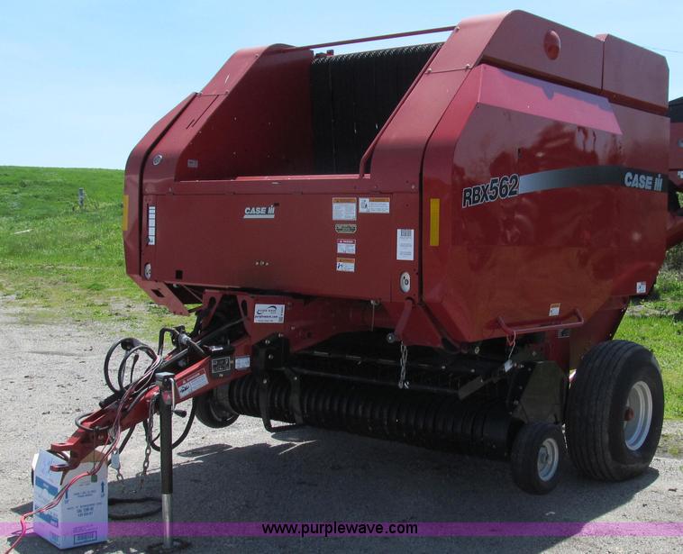 image for item E3941 2005 Case IH RBX562 round baler