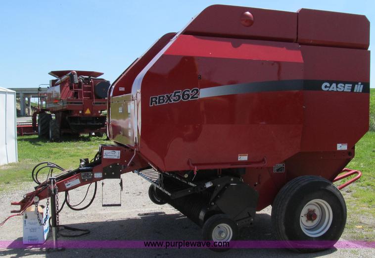 image for item E3941 2005 Case IH RBX562 round baler