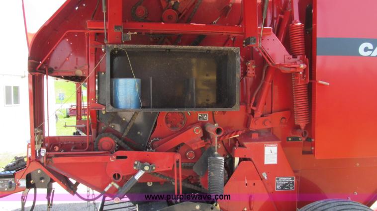 image for item E3941 2005 Case IH RBX562 round baler