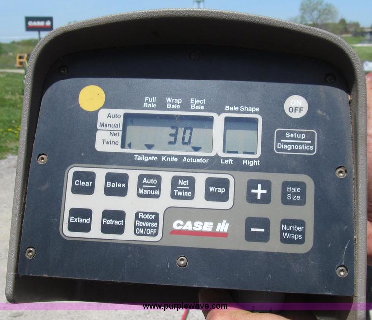 image for item E3941 2005 Case IH RBX562 round baler
