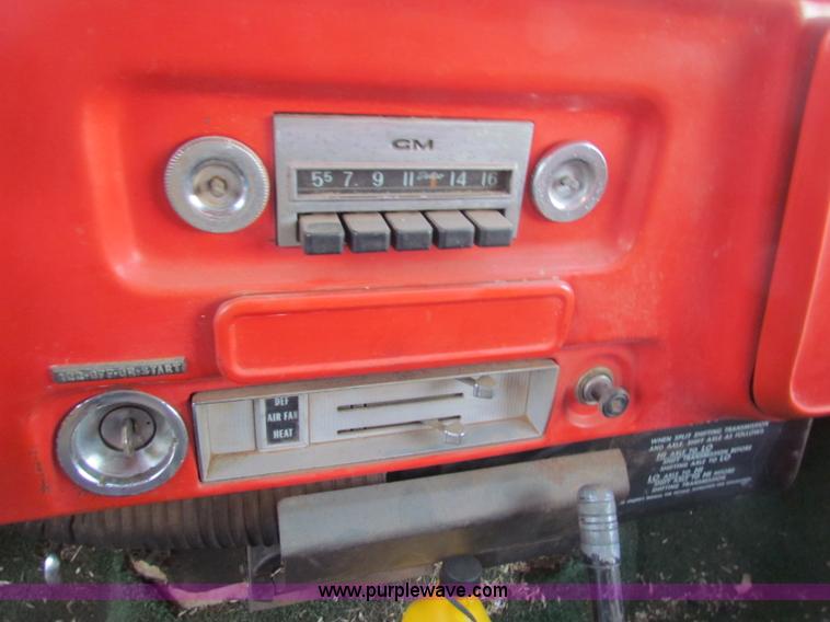 image for item E8461 1972 Chevrolet C50 dump truck