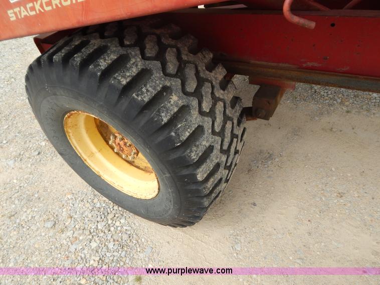 image for item G3204 New Holland Super 1048 stack cruiser