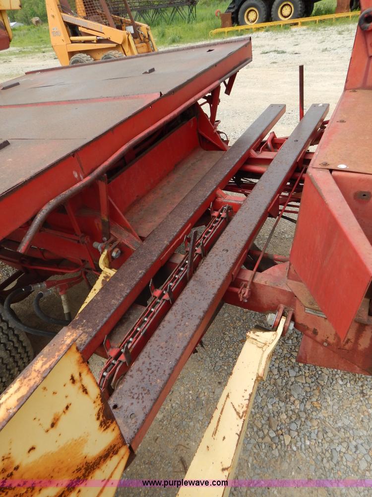 image for item G3204 New Holland Super 1048 stack cruiser