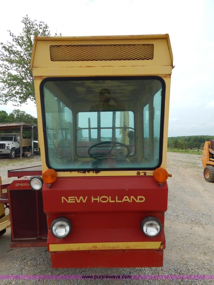 image for item G3204 New Holland Super 1048 stack cruiser