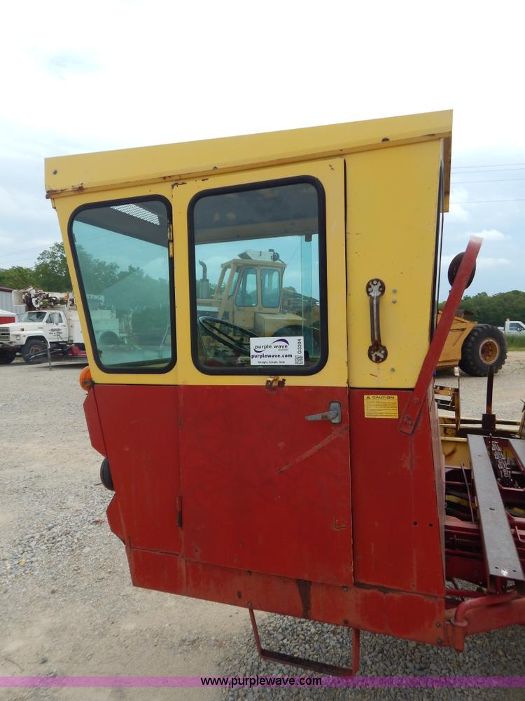 image for item G3204 New Holland Super 1048 stack cruiser