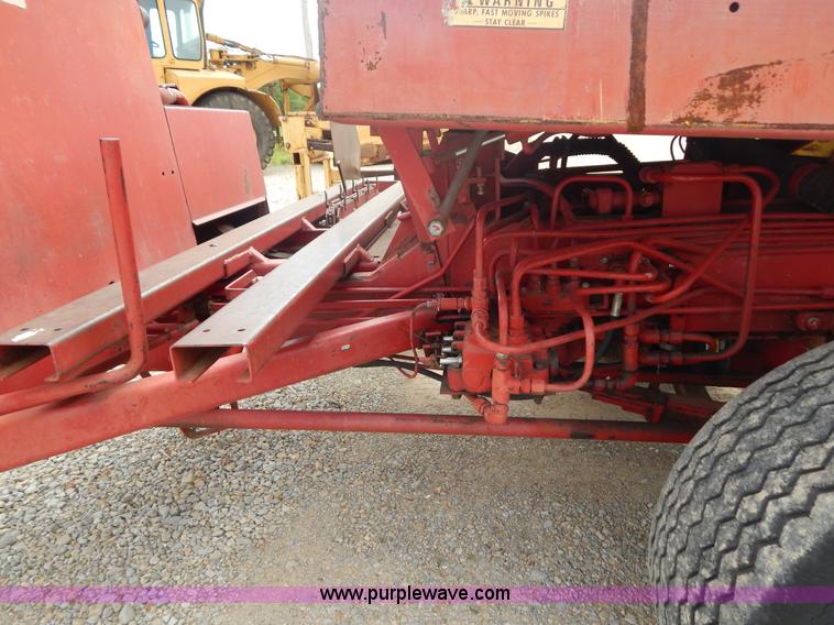 image for item G3204 New Holland Super 1048 stack cruiser