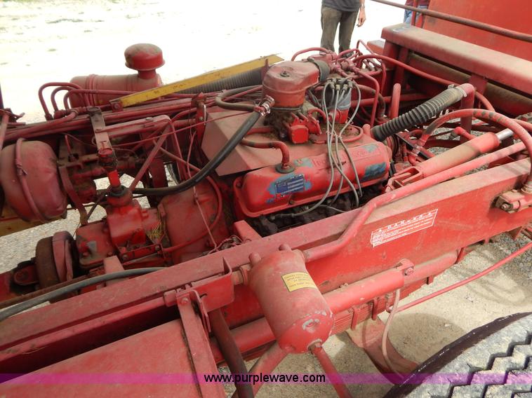 image for item G3204 New Holland Super 1048 stack cruiser