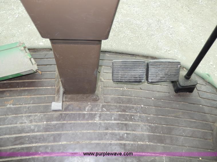 image for item G5191 1989 John Deere 9500 combine