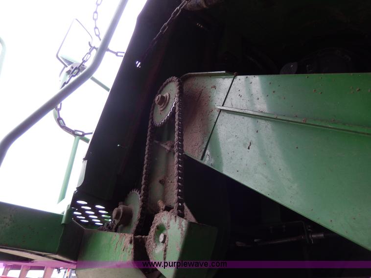 image for item G5191 1989 John Deere 9500 combine