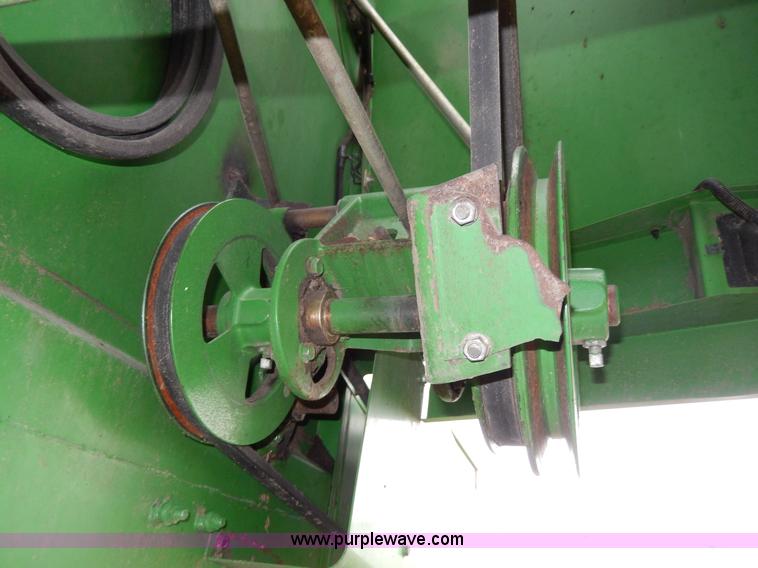 image for item G5191 1989 John Deere 9500 combine