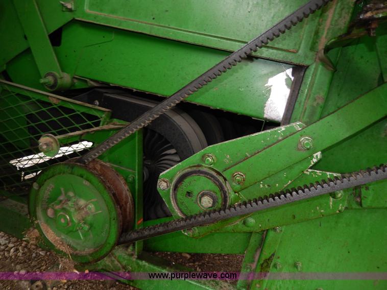 image for item G5191 1989 John Deere 9500 combine