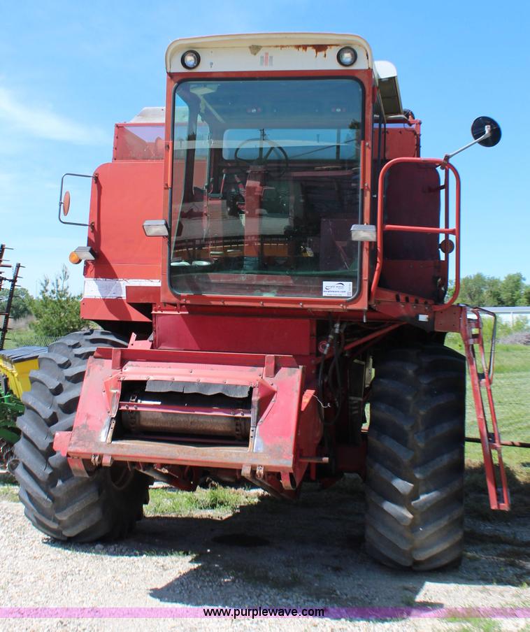 image for item G5194 International 1460 Axial-Flow combine