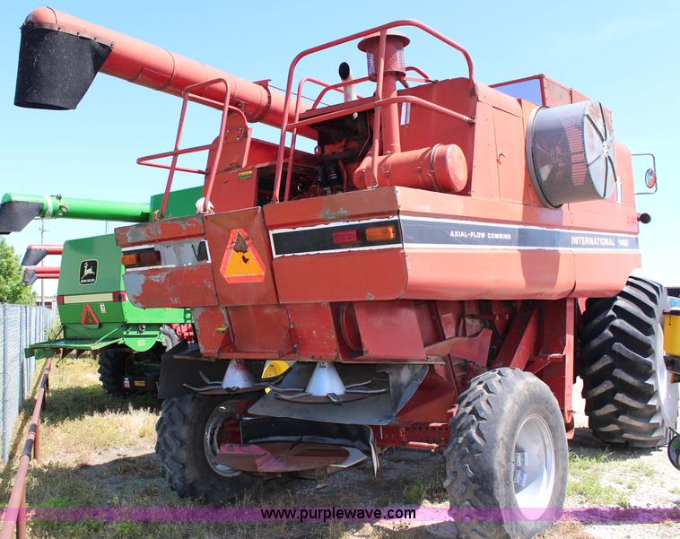 image for item G5194 International 1460 Axial-Flow combine
