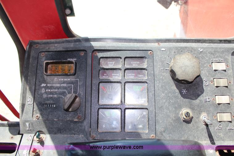 image for item G5194 International 1460 Axial-Flow combine