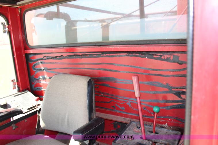 image for item G5194 International 1460 Axial-Flow combine