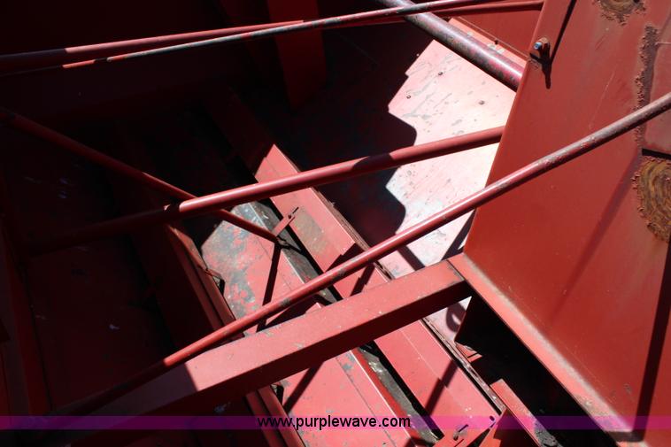 image for item G5194 International 1460 Axial-Flow combine