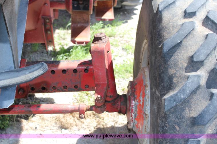 image for item G5194 International 1460 Axial-Flow combine