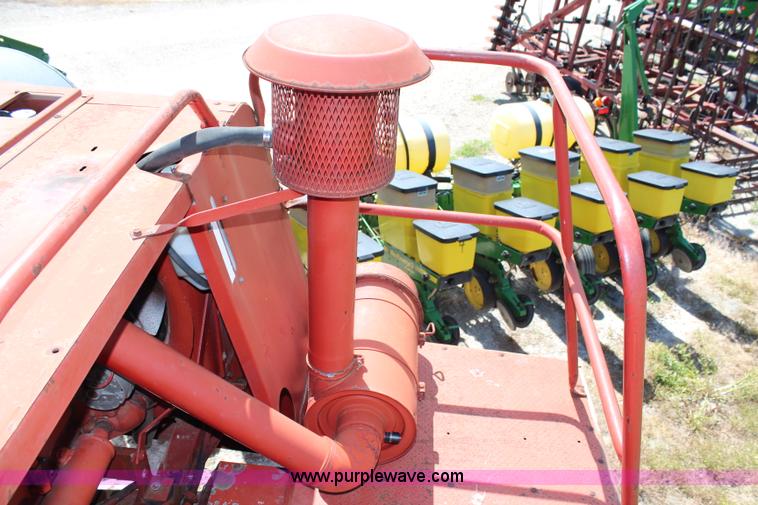 image for item G5194 International 1460 Axial-Flow combine