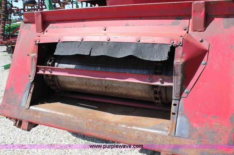 image for item G5194 International 1460 Axial-Flow combine