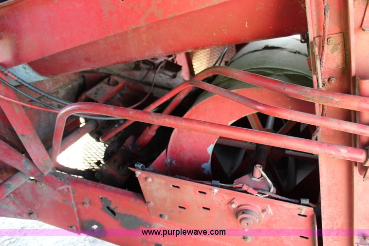 image for item G5194 International 1460 Axial-Flow combine