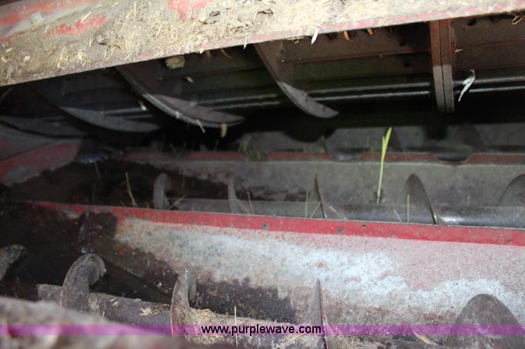 image for item G5194 International 1460 Axial-Flow combine