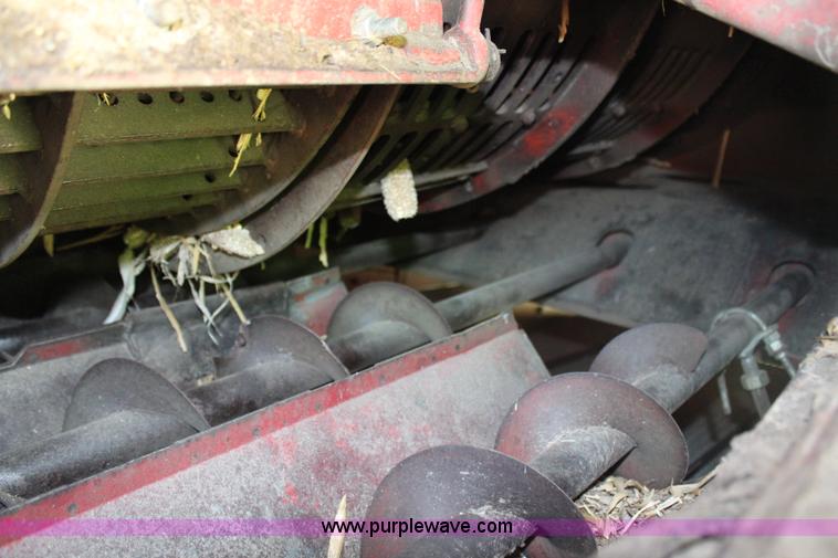 image for item G5194 International 1460 Axial-Flow combine