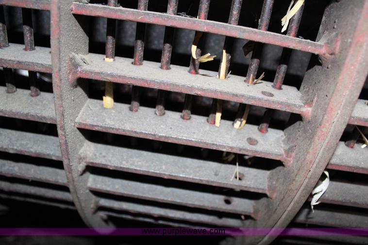 image for item G5194 International 1460 Axial-Flow combine