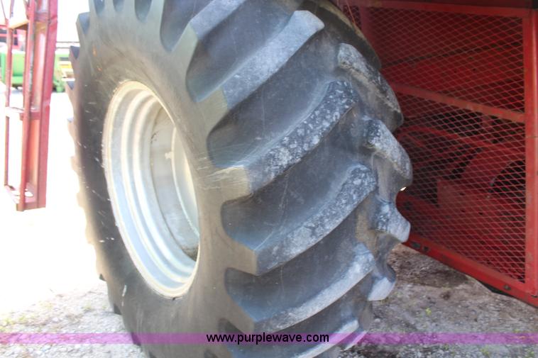 image for item G5194 International 1460 Axial-Flow combine