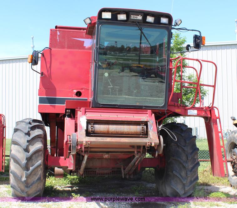 image for item G5274 1988 Case IH 1680 Axial-Flow combine