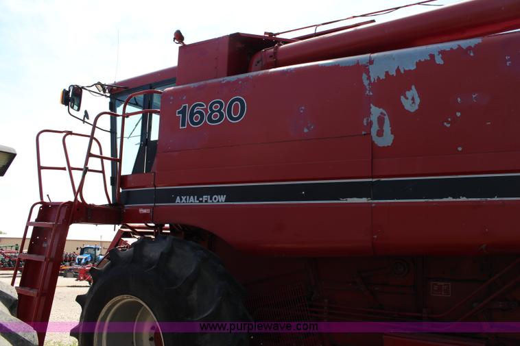 image for item G5274 1988 Case IH 1680 Axial-Flow combine