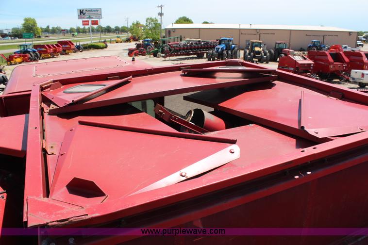 image for item G5274 1988 Case IH 1680 Axial-Flow combine