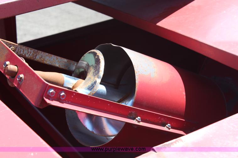 image for item G5274 1988 Case IH 1680 Axial-Flow combine