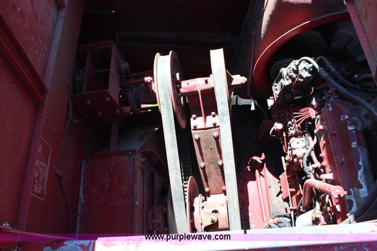 image for item G5274 1988 Case IH 1680 Axial-Flow combine