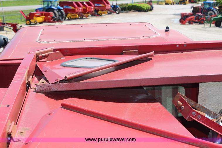 image for item G5274 1988 Case IH 1680 Axial-Flow combine