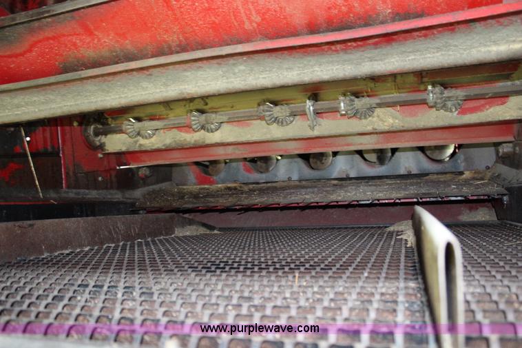 image for item G5274 1988 Case IH 1680 Axial-Flow combine