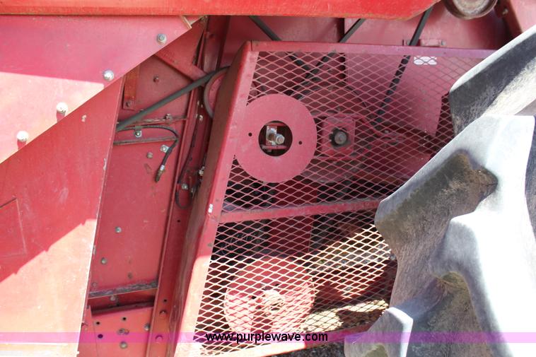 image for item G5274 1988 Case IH 1680 Axial-Flow combine