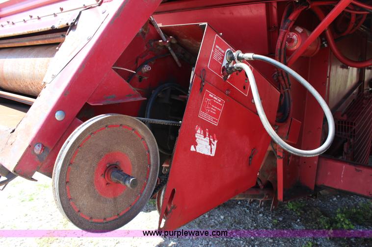 image for item G5274 1988 Case IH 1680 Axial-Flow combine