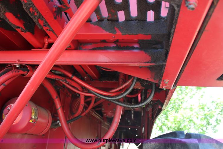 image for item G5274 1988 Case IH 1680 Axial-Flow combine