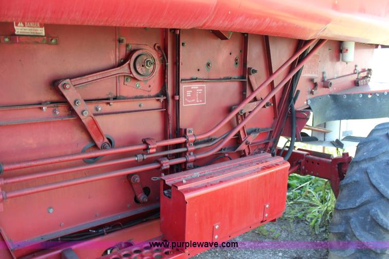 image for item G5274 1988 Case IH 1680 Axial-Flow combine