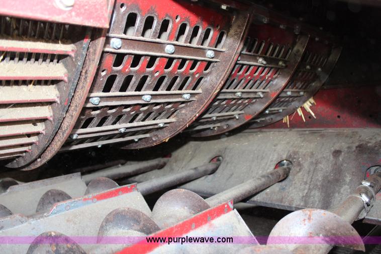 image for item G5274 1988 Case IH 1680 Axial-Flow combine