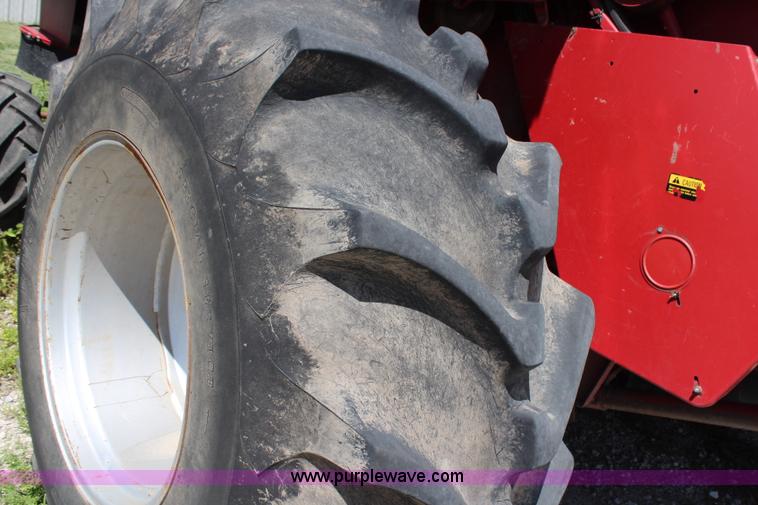 image for item G5274 1988 Case IH 1680 Axial-Flow combine