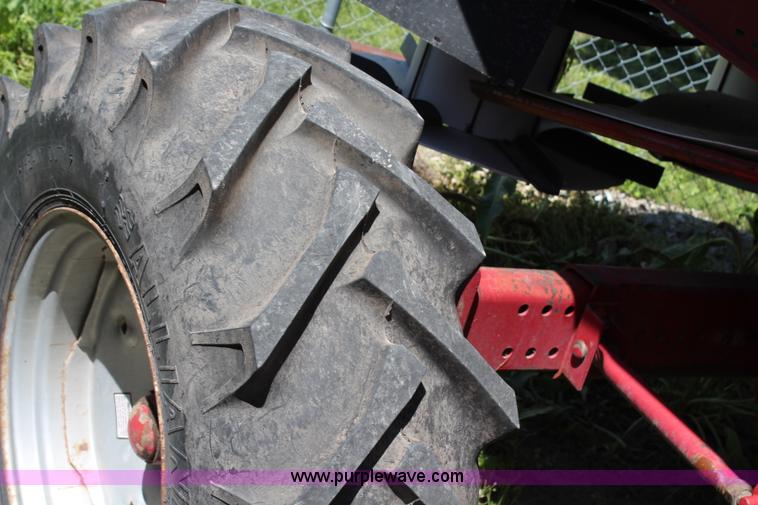 image for item G5274 1988 Case IH 1680 Axial-Flow combine