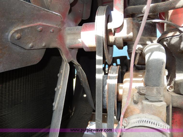 image for item G5278 1973 International 666 tractor