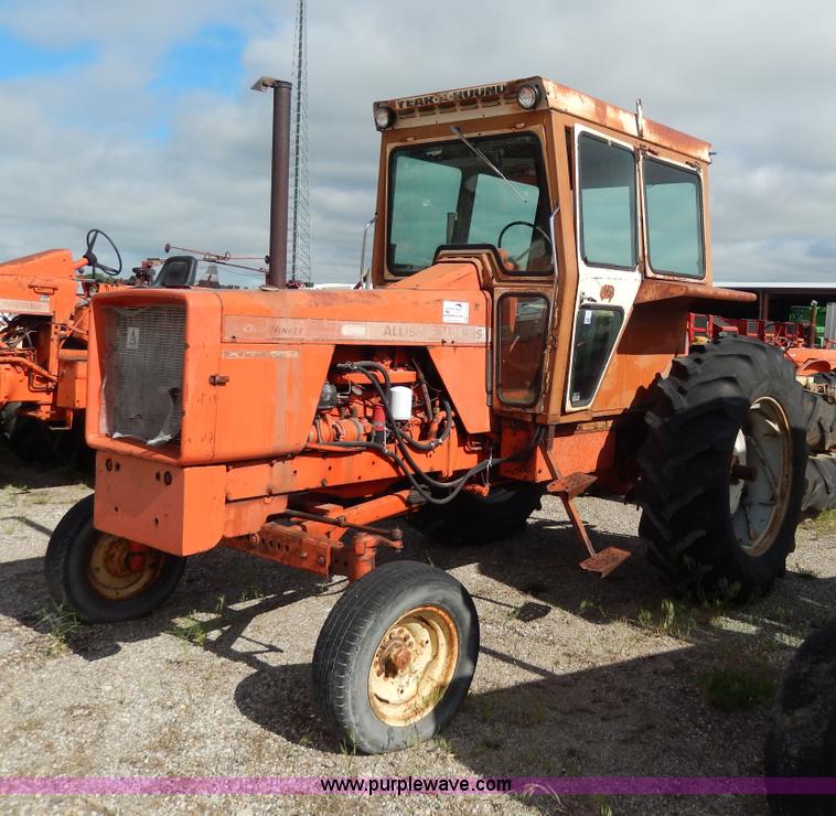image for item G5279 1967 Allis Chalmers 190XT Series 3 tractor