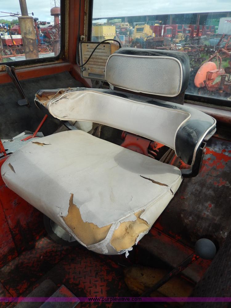 image for item G5279 1967 Allis Chalmers 190XT Series 3 tractor