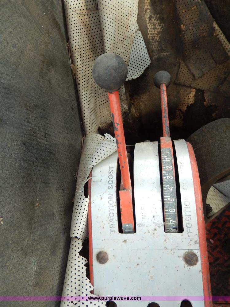 image for item G5279 1967 Allis Chalmers 190XT Series 3 tractor