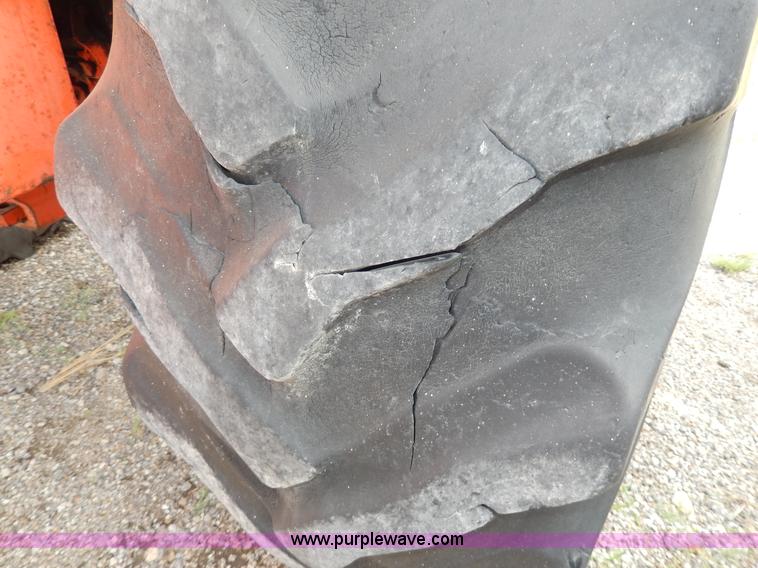 image for item G5279 1967 Allis Chalmers 190XT Series 3 tractor