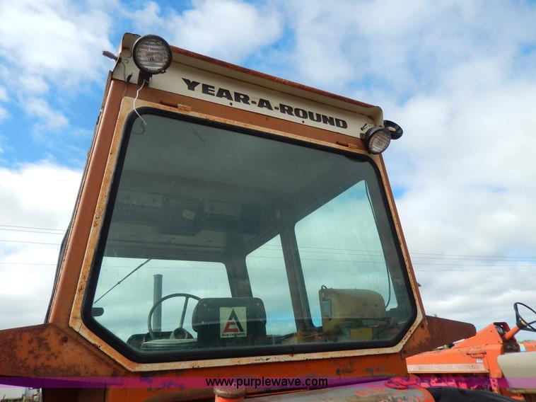 image for item G5279 1967 Allis Chalmers 190XT Series 3 tractor