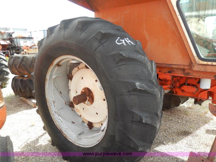 image for item G5279 1967 Allis Chalmers 190XT Series 3 tractor