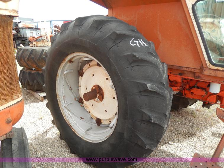 image for item G5279 1967 Allis Chalmers 190XT Series 3 tractor